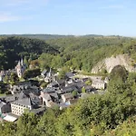 Chateau Cardinal Daire
