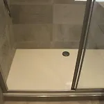 红衣酒庄公寓