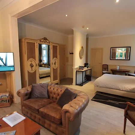 Chateau Cardinal Apartment